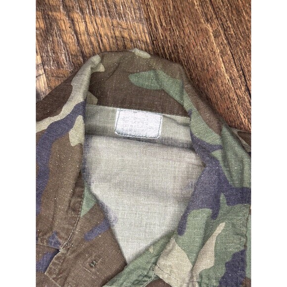 Vintage Army Fatigue Jacket Camo Military Size READ - Picture 3 of 4